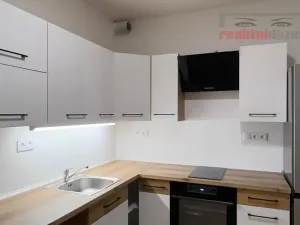 Pronájem bytu 1+kk, Brno, Ondrova, 33 m2