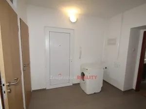 Pronájem bytu 2+1, Znojmo, Vídeňská třída, 84 m2