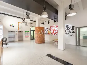 Pronájem kanceláře, Praha - Libeň, Lihovarská, 714 m2