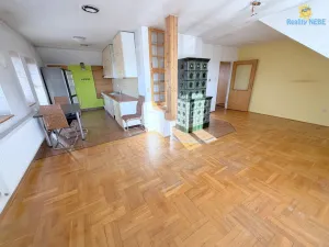 Prodej rodinného domu, Zlatníky-Hodkovice - Hodkovice, Slunečná, 300 m2