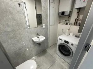 Pronájem bytu 3+kk, Pardubice, Štrossova, 83 m2