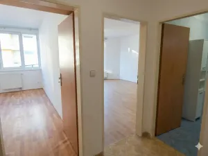 Pronájem bytu 2+kk, Praha - Vysočany, Poděbradská, 51 m2