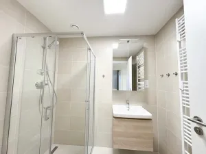 Pronájem bytu 2+kk, Praha - Hloubětín, Poděbradská, 67 m2