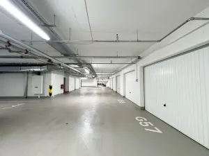 Pronájem bytu 2+kk, Praha - Hloubětín, Poděbradská, 67 m2