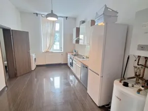 Prodej bytu 3+1, Teplice, Zeyerovo náměstí, 114 m2