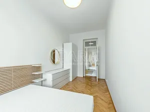 Pronájem bytu 2+1, Praha - Vinohrady, Lužická, 74 m2