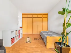 Prodej zemědělské usedlosti, Lichnov, 672 m2