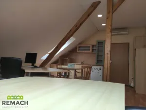 Pronájem kanceláře, Uherské Hradiště, Mariánské náměstí, 35 m2