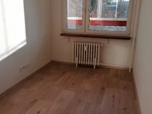 Pronájem bytu 3+1, Hradec Králové, Třebechovická, 66 m2