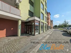 Prodej obchodního prostoru, Přerov - Přerov I-Město, nábř. Protifašistických bojovníků, 93 m2