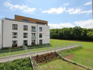 Pronájem bytu 2+kk, Praha - Bohnice, Pekařova, 44 m2