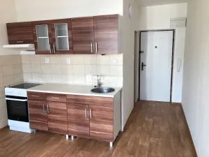 Pronájem bytu 1+1, Praha - Lhotka, Mirotická, 40 m2