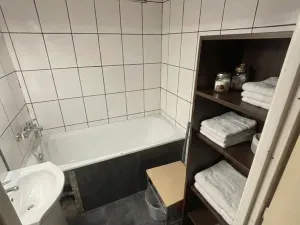 Prodej bytu 4+1, Olomouc - Lazce, Lazecká, 84 m2