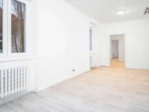 Pronájem bytu 4+kk, Benešov, Masarykovo náměstí, 72 m2