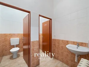 Pronájem obchodního prostoru, Jihlava, Žižkova, 145 m2