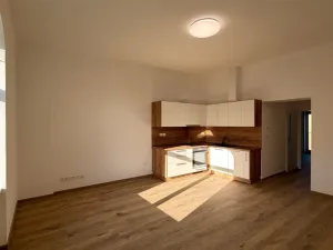 Pronájem bytu 2+kk, Cheb, Evropská, 52 m2