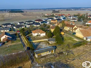 Prodej pozemku pro bydlení, Strašov, 921 m2