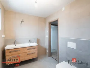 Prodej rodinného domu, Lovčice, 164 m2