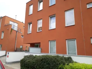 Prodej bytu 2+kk, Praha, Na vysočanských vinicích, 90 m2