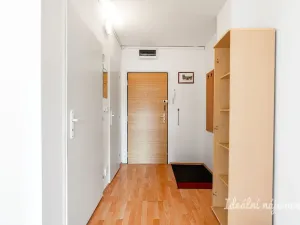 Pronájem bytu 2+kk, Praha - Střížkov, Jablonecká, 41 m2