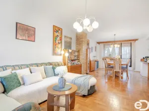 Prodej rodinného domu, Smiřice, Ed. Karla, 210 m2