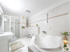 Prodej rodinného domu, Smiřice, Ed. Karla, 210 m2