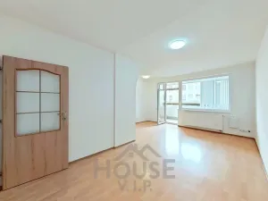 Prodej bytu 1+kk, Praha - Vysočany, Poděbradská, 34 m2