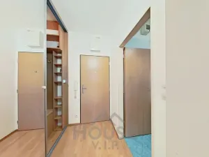 Prodej bytu 1+kk, Praha - Vysočany, Poděbradská, 34 m2