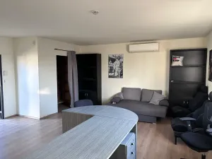 Pronájem kanceláře, Praha - Malešice, Průmyslová, 50 m2