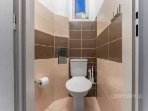 Pronájem bytu 2+kk, Praha - Libeň, Bednářská, 52 m2