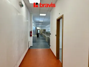 Pronájem kanceláře, Brno - Slatina, Hviezdoslavova, 257 m2