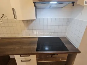 Pronájem bytu 3+kk, Praha - Libeň, Pivovarnická, 60 m2