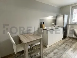 Pronájem bytu 2+1, Pardubice, Jilemnického, 57 m2