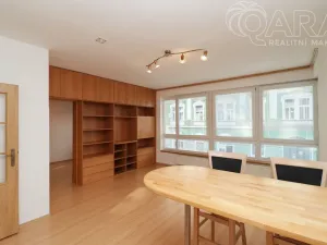 Pronájem bytu 2+kk, Praha, Kurta Konráda, 46 m2