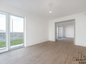 Prodej bytu 4+kk, Ostopovice, B. Němcové, 90 m2