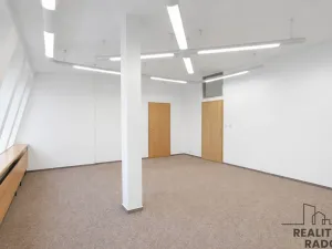 Pronájem kanceláře, České Budějovice, Rudolfovská tř., 31 m2