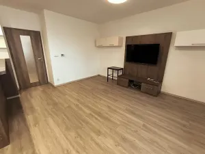 Pronájem bytu 3+kk, Hradec Králové, Vocelova, 93 m2