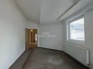 Pronájem výrobních prostor, Židlochovice, Žerotínovo nábřeží, 985 m2