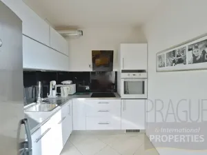Pronájem bytu 2+kk, Praha, 69 m2