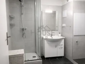 Prodej bytu 4+1, Praha - Prosek, Mimoňská, 74 m2