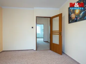 Prodej bytu 3+1, Sedlice, Sídliště 2, 82 m2