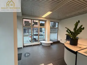 Pronájem obchodního prostoru, Hradec Králové, Hořická, 127 m2