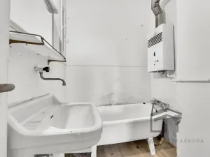 Prodej bytu 2+kk, Praha - Libeň, Prosecká, 47 m2