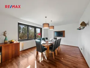 Prodej vily, Praha - Klánovice, Zádražanská, 330 m2