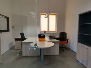 Pronájem skladu, Jesenice, 360 m2