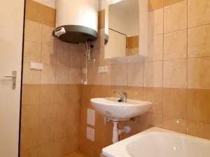 Pronájem bytu 1+kk, Hradec Králové - Nový Hradec Králové, Hlavní, 25 m2