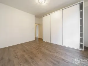 Prodej bytu 3+1, Karlovy Vary - Drahovice, Vítězná, 93 m2
