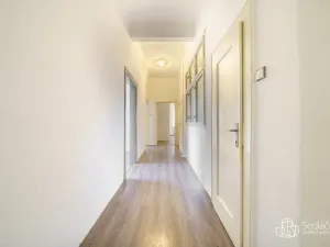 Prodej bytu 3+1, Karlovy Vary - Drahovice, Vítězná, 93 m2