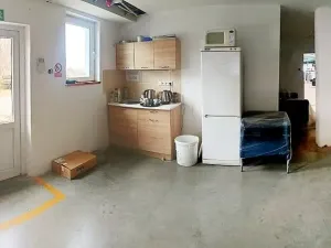 Pronájem skladu, Osov, 2385 m2