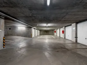 Prodej garáže, Praha, Štěchovická, 15 m2